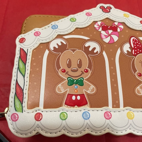 Loungefly Mickey & Friends Gingerbread House Zip Wallet,vegan leather - Picture 3 of 12